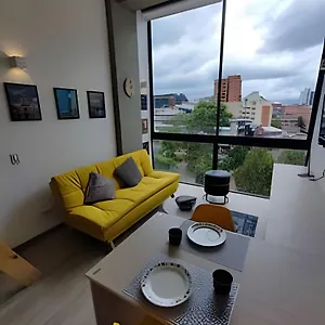 https://loft-moderno-con-vista-a-los-cerros-en-chapinero.hotels-bogota.net